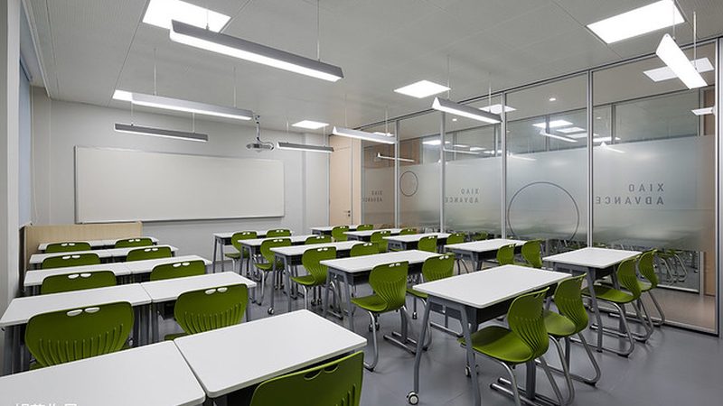 少儿编程和机器人编程在考级内容和考核方式上存在一些区别：